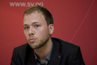 ENGASJERT: Barne- og likestillingsminister Audun Lysbakken mener Maren Haugli fortjener st�tte. Foto: Scanpix