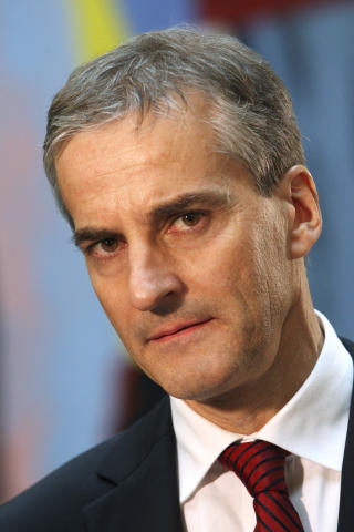 UAKTUELT:
Utenriksminister Jonas Gahr St�re stenger d�ra. Foto: Scanpix
