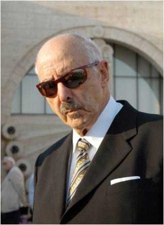 FILANTROP: Amerikansk-armeneren Gerard Cafesjian har bidratt med millioner til kultur i Jerevan og til et folkemordmuseum i Washington DC, som etter planen skal �pne i 2011. Fra 2001 og �rene framover bidro han med en tredel av Armenias nasjonalbudsjett. Foto: Cascade capital