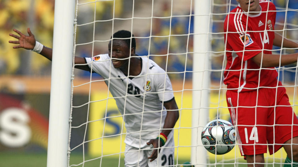 FULLTREFFER: Ghanas Dominic Adiyiah spiller til daglig i Fredrikstad, men har knapt spilt i tippeligaen. N� er han toppscorer i U20-VM med �tte scoringer. Foto: Cris Bouroncle/Scanpix