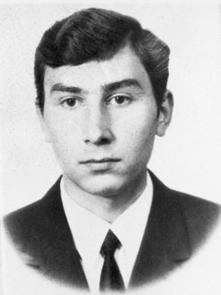 USA-KONTAKTEN: Arne Treholt var i perioden 1979 til 1982 ambassaderåd ved den norske FN-delegasjonen i New York. Vladimir Sjisjin var Treholts KGB-kontakt under USA-oppholdet. I sitt første avhør fortalte Treholt om det han oppfattet som truende spørsmål kona og sønnen fra Sjisjin. Foto: PST / SCANPIX
Foto: PST / SCANPIX USA-KONTAKTEN: Arne Treholt var i perioden 1979 til 1982 ambassaderåd ved den norske FN-delegasjonen i New York. Vladimir Sjisjin var Treholts KGB-kontakt under USA-oppholdet. I sitt første avhør fortalte Treholt om det han oppfattet som truende spørsmål kona og sønnen fra Sjisjin. Foto: PST / SCANPIX
Foto: PST / SCANPIX