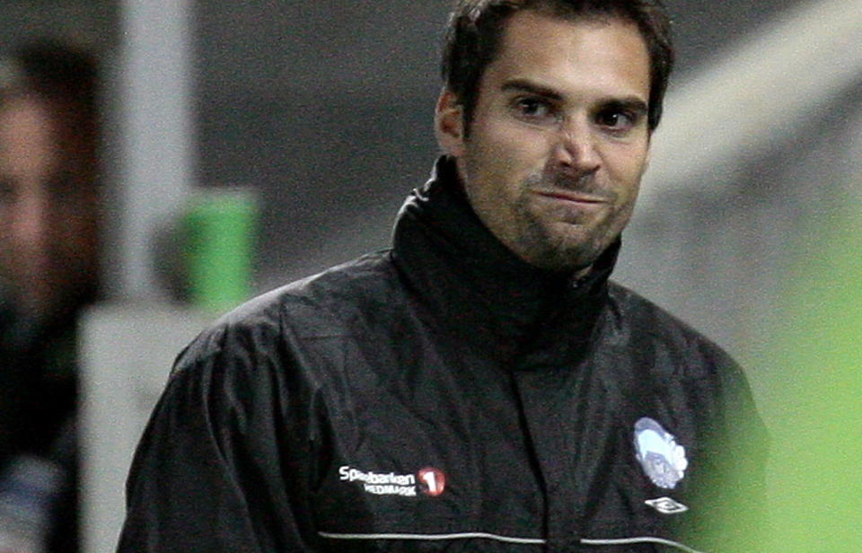 STYRER MOT OPPRYKK: Kongsvinger-trener �yvind Eide er i ferd med � lede laget tilbake til Tippeligaen.Foto: ARNT E. FOLVIK / Dagbladet