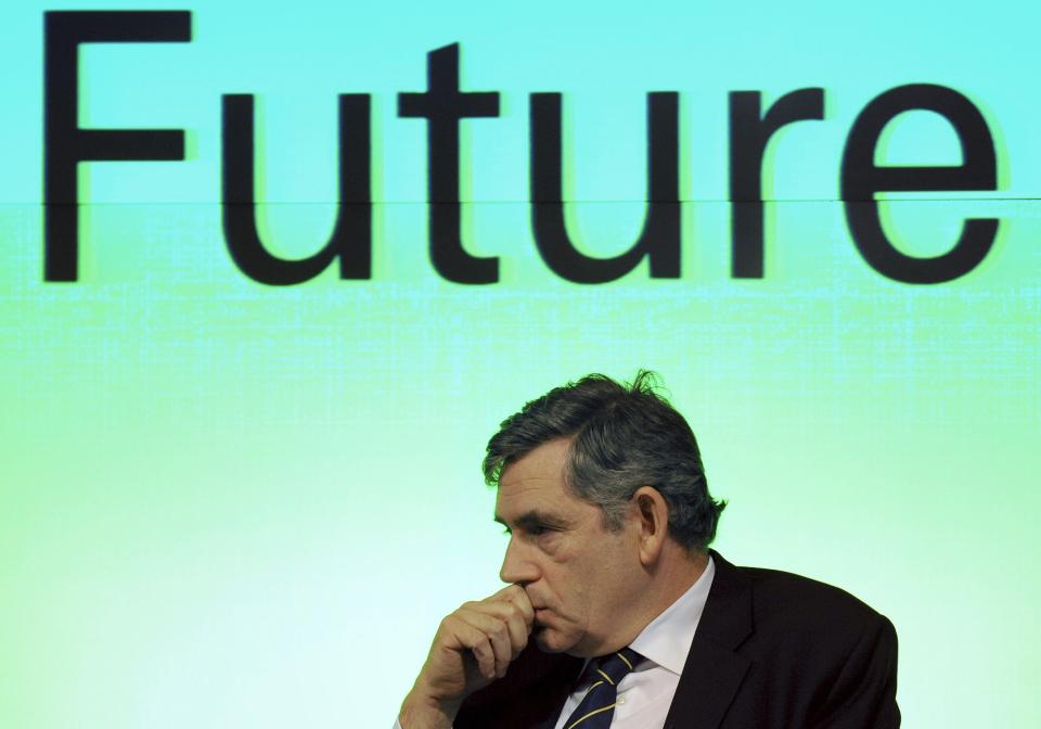 ADVARER VERDEN OM FRAMTIDA: Storbritannias statsminister, Grodon Brown, maner til milj�handling f�r klimatoppm�tet i K�benhavn i desember. Foto:    REUTERS/Anthony Devlin/SCANPIX