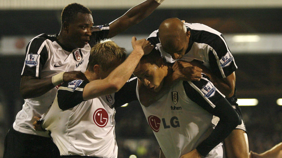 SIKRET SEIER: Bobby Zamora og Diomansy Kamara scoret m�lene da Fulham slo Hull. Foto: AFP