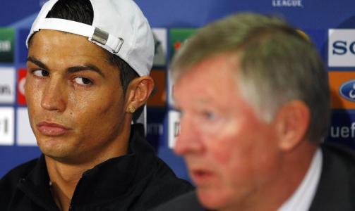 SAVNER IKKE FERGIE: Cristiano Ronaldo sammen med gamlesjefen Alex Ferguson i april i �r. Foto: Phil Noble/Reuters/Scanpix