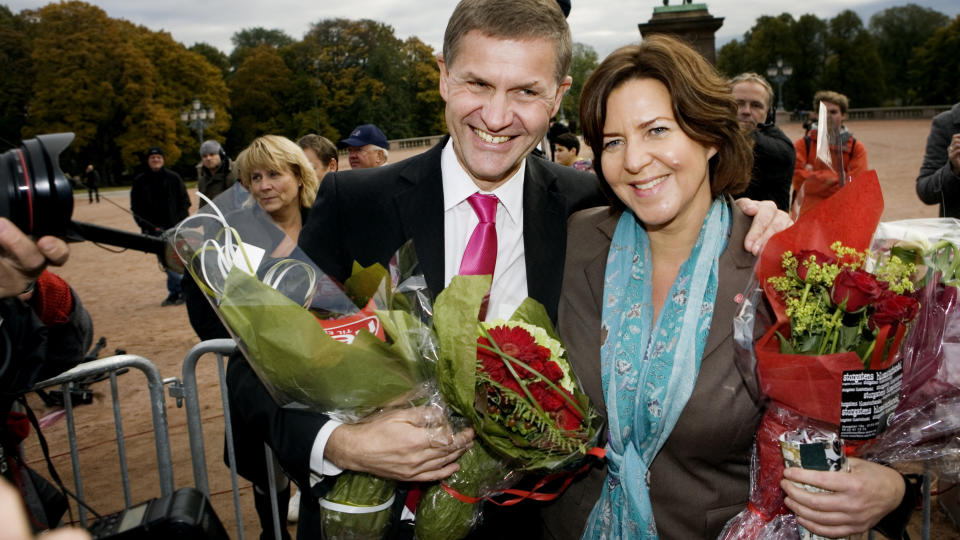 BIST�R SOLHEIM: Den nye arbeidsministeren, Hanne Bjurstr�m, fra Arbeiderpartiet, skal bist� milj�- og utviklingsminister Erik Solheim med klimaforhandlingene frem mot klimakonferansen i K�benhavn i desember. Foto: Jon-Michael Josefsen / Scanpix