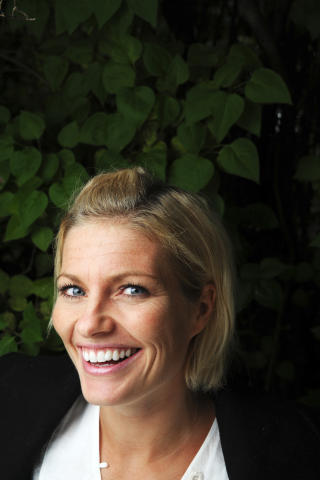TJENER IKKE FETT: Men Mia Hundvins samboer har millioninntekt. SE ALLE KJENDISKJ�RESTENE I LISTA NEDENFOR. Foto:DAGBLADET