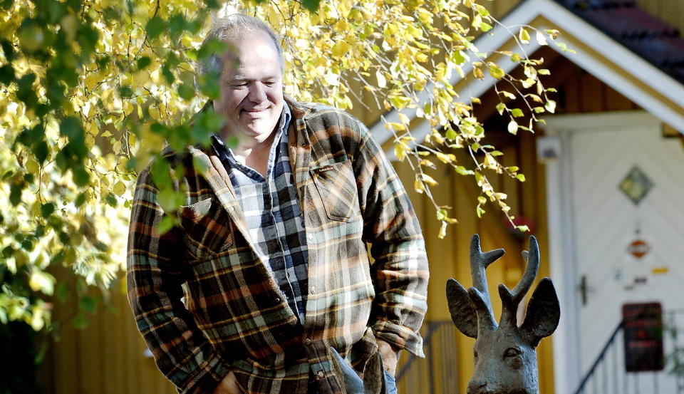 G�RDS-SALG BLE MARERITT: Anders Berg l� i tvist med kj�peren og ville ikke flytte ut f�r han hadde f�tt pengene for g�rden. Til slutt ble han kastet ut. Foto: John T. Pedersen / Dagbladet