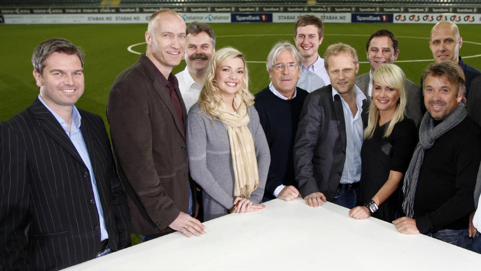 FOTBALLFOLKET: TV 2 Sportens fotballfolk tjener godt p� journalistjobbinga. Men ingen n�rmer seg formuen til p�troppende toppfotballsjef Nils Johan Semb.
Foto: Lise �serud / SCANPIX