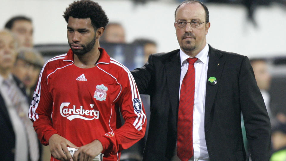 MENER BENITEZ LEGGER B�ND P� SPILLERNE: Jermaine Pennant ble aldri noen suksess i Liverpool. Han mener mange spillere i klubben underpresterer, og har sine tanker om hvorfor. - Jeg skj�nner ikke hvordan en spiller p� et ganske ordin�rt lag kan v�re kjempegod, og s� g� til Liverpool og ikke prestere s� bra, sier han. Foto:  AP Photo/Murad Sezer