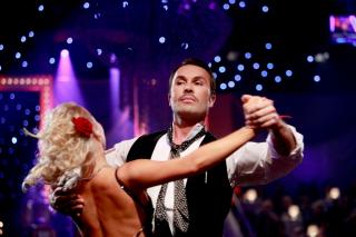 GUDFAREN: Jan Thomas danset til Gudfaren-musikken og fikk skryt. Foto: EIRIK URKE