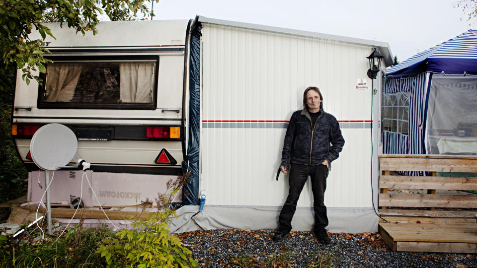 VOGNMANNEN KNUT: - Man kan ikke forvente at hverdagen skal g� smertefritt. Det kan skje mye i l�pet av en dage som forandrer livet ditt, sier Knut L�vli, som n� er rusfri og trives godt i en campingvogn i Enebakk utenfor Oslo.