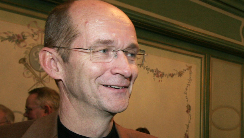 F�R NY JOBB: Hans Erik Matre har v�rt under behandling for kreft, og kommer ikke tilbake som sjefredakt�r i Aftenposten. 
FOTO: Jarl Fr. Erichsen / SCANPIX .