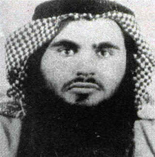 LEDET EUROPAS F�RSTEGENERASJONS JIHADISTER: Den jordanske l�rde Abu Qatada ble kjent som Osama bin Ladens h�yreh�nd og forbildet til europeiske jihadister. De f�rste jihadistene hadde al-Qaida-b�nd og bakgrunn fra hellig krig i Afghanistan p� 1980-tallet. I dag sitter han arrestert. Foto: AFP