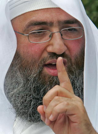SHEIK OMAR BAKRI MOHAMMED: Forlot London etter 7. juli-bombene i 2005. Han hadde bodd i byen i 20 �r og var sentral i oppl�ringen av Europas egenf�dte jihadister. Omar ble arrestert da han kom tilbake til hjemlandet Libanon. Foto: REUTERS/Toby Melville