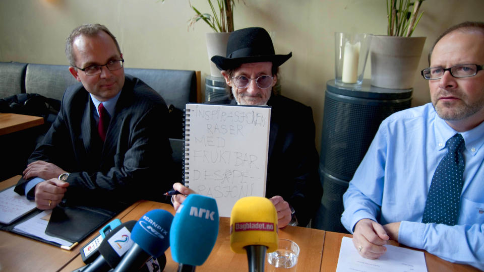 VANT I RETTEN: �Inspirasjonen raser med fruktbar desperasjon�, stod det p� blokka til Pushwagner da han holdt pressekonferanse i formiddag. FOTO: �ISTEIN NORUM MONSEN