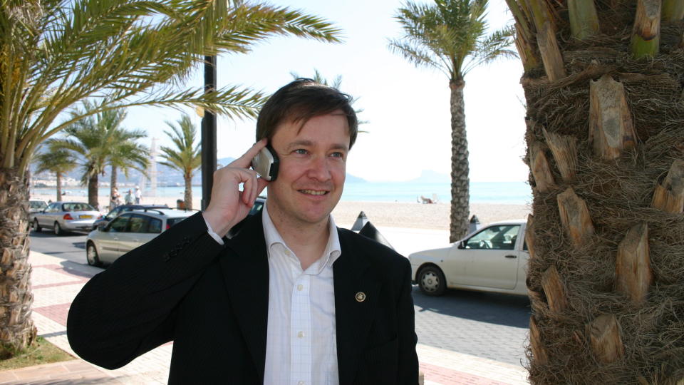SLAKTER STATSR�D: Advokat John Christian Elden fastsl�r at justisminister Knut Storberget har konstitusjonelt ansvar i Brasil-saken.                                       FOTO: GUNNAR HULTGREEN