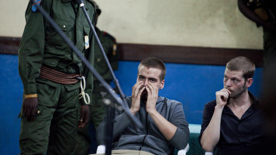 Joshua French er i dag alene i retten i Kisangani. Han forklarer seg blant annet om hvordan han opplevde Molands mentale sykdom. Dette bildet er tatt 22. oktober. Da var Moland blitt syk, men m�tte likevel m�te i retten. Foto: Tore Meek/Scanpix