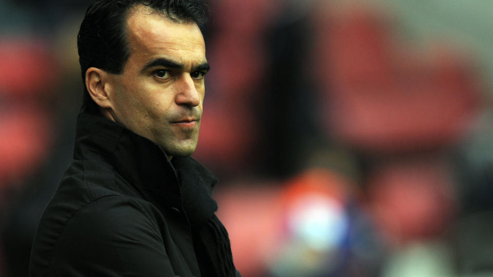 P� ROTUR: Wigan-manager Roberto Martinez kjemper n� hardt for � bevise at han aldri kom med de kritiske uttalelsene om Alex Ferguson og andre managerkolleger, som ble gjengitt i spansk presse denne uka.Foto: SCANPIX/AFP/PAUL ELLIS
