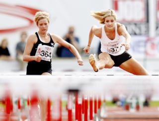 KONKURRENTER: Isabelle pedersen og Christina Vukicevic l�per i samme klasse. Foto: Kyrre Lien/Scanpix.