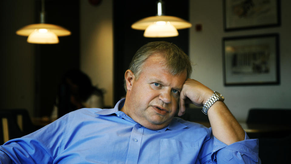 INNLEDET FORHOLD: Tidligere helsestatsr�d Bjarne H�kon Hanssen har innledet et forhold med tidligere underdirekt�r i Helsedepartementet, Inger Mette Nilstad. Hanssen sier de to ikke ble forelsket f�r etter at Nilstad hadde sluttet i departementet. Foto:' Steinar Buholm / Dagbladet.