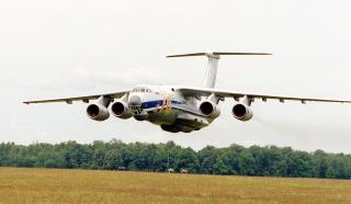STYRTET: Et fly av denne typen styrtet i dag tidlig i Sibir. Foto: AP Photo/Scanpix