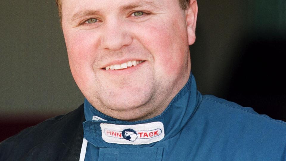 MOT LYSERE TIDER. Det g�r mot m�rkere tider. Men ikke for Glenn Kramer Stenberg. Det ser lyst ut med bedre hester p� stallen. Foto: HESTEGUIDEN.COM.