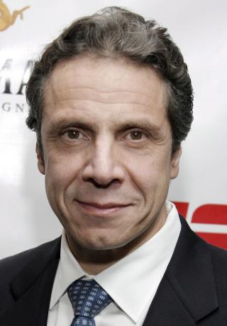 TAR UT S�KSM�L: Statsadvokat Andrew Cuomo. Foto: EPA/PETER FOLEY/Scanpix