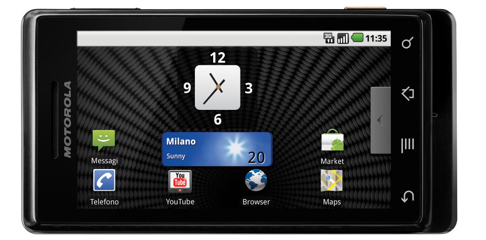 DROID: Motorolas nye Google-telefon er like god som iPhone, mener MobileCrunch. Foto: MOTOROLA