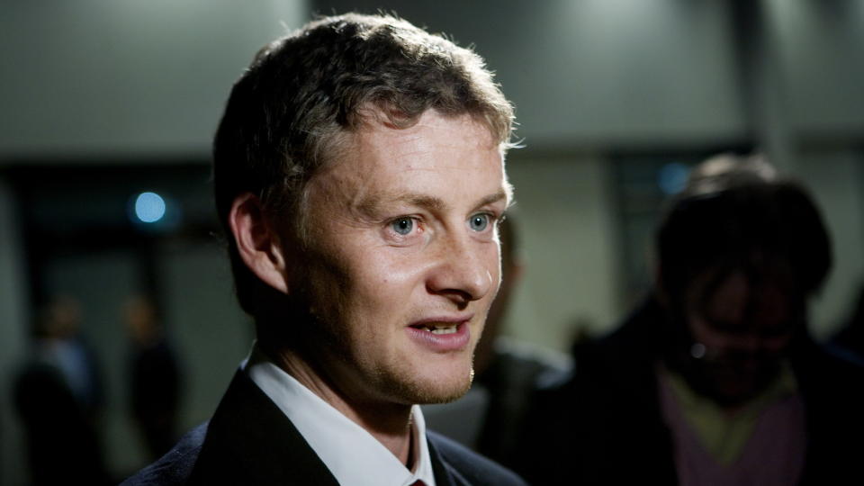 - UVANLIG, MEN SPENNENDE VRI: Ole Gunnar Solskj�r tok del i diskusjonen rundt ansettelsen av ny landslagssjef, men hadde ikke sett for seg l�sningen NFF endte opp med. - En uvanlig, men spennende vri, sier Solskj�r.Foto: Jon-Michael Josefsen / SCANPIX