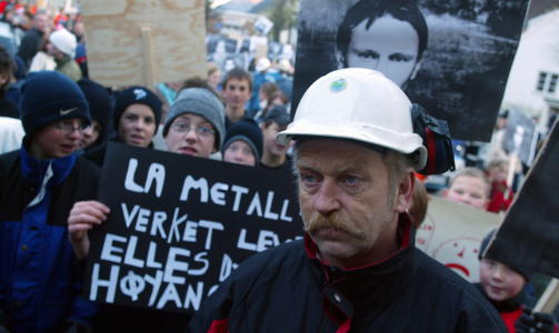 BED�VET: - Norske politikere har f�tt seg en bed�velsespil i r�va, fordi vi har hatt s� store olje- og gassreserver, sier Billy Fredagsvik, LO-tillitsvalgt i Hydro og ansatterepresentant i Hydrostyret. Foto: ODDMUND LUNDE