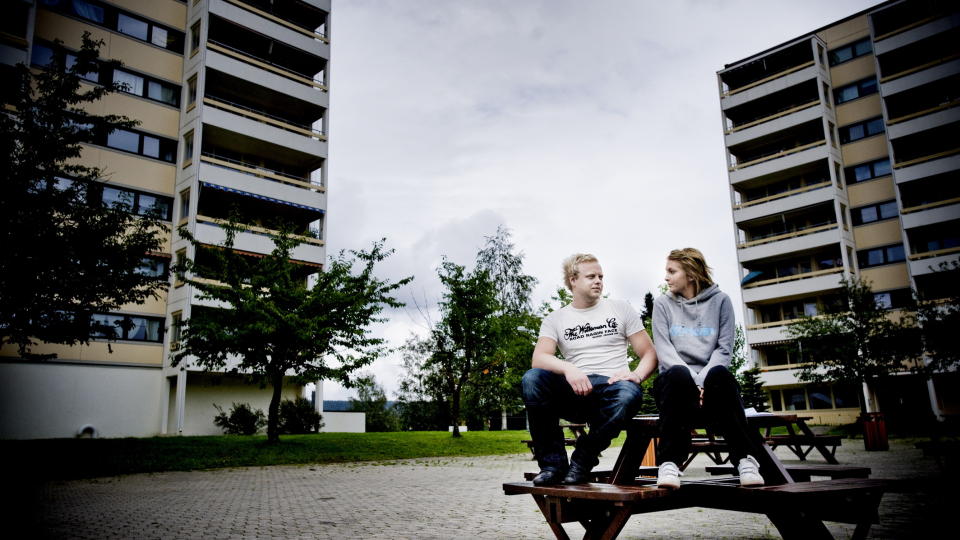 REDDE FOR � MISTE LEILIGHETEN: Samboerparet Lisbeth Berg og Thomas Haugeland er redd for � miste leiligheten.
Foto: THOMAS RASMUS SKOG