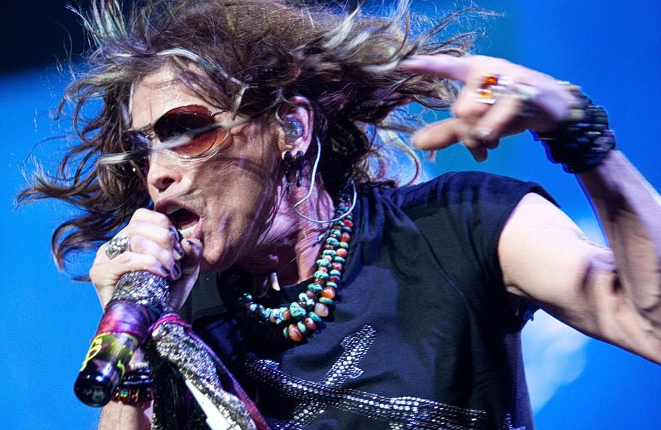 SISTE KONSERT?  If�lge gitarist Joe Perry sluttet Steven Tyler i Aerosmith etter denne konserten i Abu Dhabi. Foto: AFP