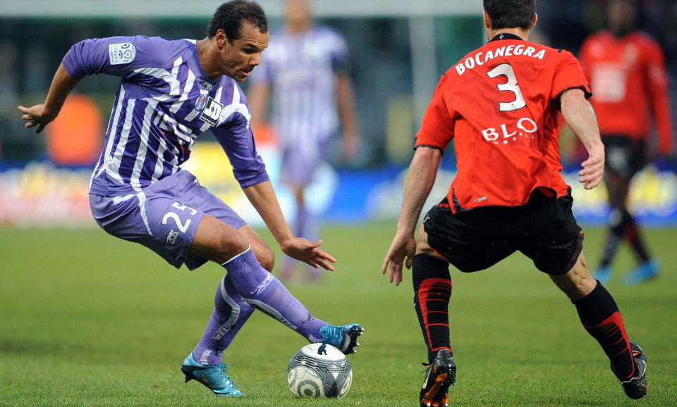 P� SCORINGSLISTA: Daniel Braaten (t.v.) scoret ett m�l da Toulouse slo Carlos Bocanegra og Rennes i kveld.Foto: SCANPIX / AFP PHOTO / REMY GABALDA