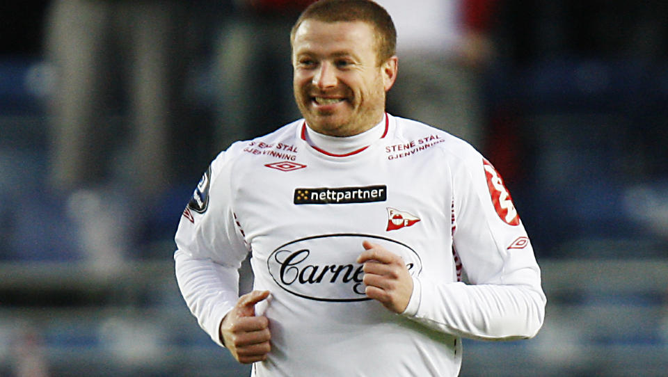 Stavanger 20090420. Viking-Fredrikstad 1-2. Raymond Kvisvik blei matchvinner p� sitt f�rste spark p� ballen.

Foto: Erling H�geland/Dagbladet