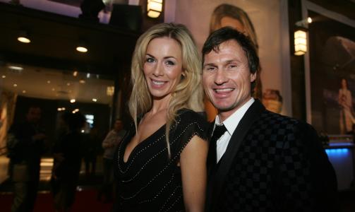�PNET NYTT HOTELL:  I slutten av oktober �pnet Petter Stordalen et nytt hotell i Oslo sentrum sammen med Christian Ringnes. Her sammen med forloveden Gunhild Melhus p� �pningsfesten. Foto: Marius Gulliksrud/ STELLA PICTURES