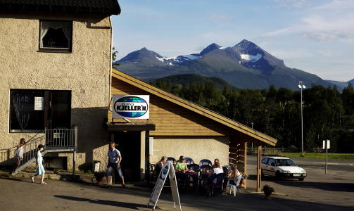 M�LSELV I TROMS: Folk i norske bygder med f� innvandrere ser for seg at innvandrerandelen i Norge er mye h�yere enn realiteten.
Foto: Torbj�rn Gr�nning