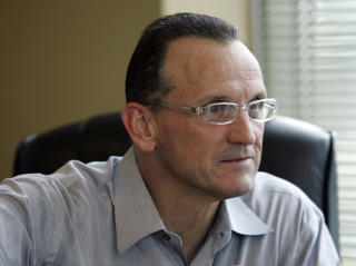 STO BAK BESTIKKELSER: Gary Jackson, tidligere toppsjef i Blackwater, skal ha autorisert millionbestikkelsene. Foto: AP Photo/Gerry Broome/Scanpix