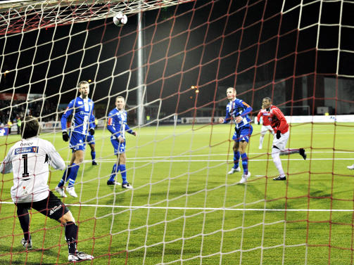 1-0: Kongsvinger fikk en pang�pning p� kampen med tre scoringer p� tretti minutter. Foto: John T. Pedersen/Dagbladet