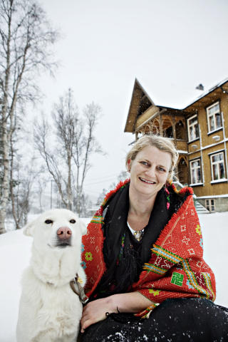 ENDELIG HJEMME Ragnhild Bj�en tok over besteforeldrenes livsverk for to �r siden.