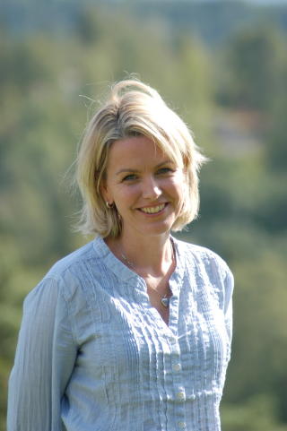 FIKK KYSSET: Ann-Marie. Men hvem velger han? Stem nederst p� siden. Foto: TV 2