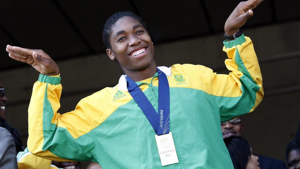 KVINNEVERDENSMESTER: Caster Semenya tok gullet p� 800 meter dagen etter at hun ble kj�nnstestet i VM i Berlin. Foto: Scanpix/Reuters