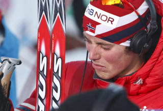 GR�T Seieren p� 15-kilometeren betydde mye for Ronny Hafs�s. S� mye at han gr�t av glede.  
Foto: Cornelius Poppe / Scanpix