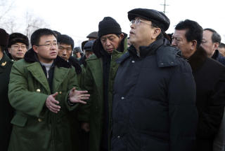 BES�KTE GRUVENE: Visestatsminister Zhang Dejiang. Foto: AP Photo/Scanpix