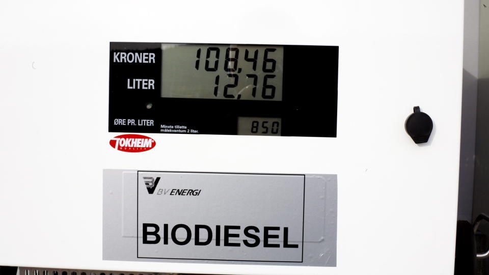 VIL STANSE PRODUKSJONEN: Dersom Stortinget ikke omgj�r regjeringens beslutning om � fjerne avgiftsfritaket, vil Uniol stanse produksjon av biodiesel.

Foto: OLE C. H. THOMASSEN / Dagbladet