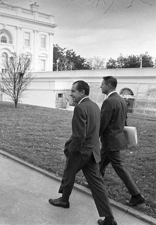 KLIMAETS WATERGATE? Klimaskeptikere sammenligner lekkasjen med gigantavsl�ringen om president Nixon. Foto: AP/Scanpix