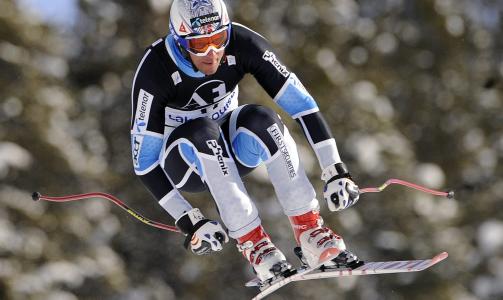 NEDTUR: Aksel Lund Svindal var tilbake etter skade, men klarte bare 33. plass i kveldens utfor.  Foto: Helmut Fohringer, EPA/Scanpix