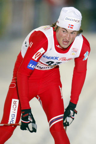 UTSLITT: Petter Northug avsluttet forrykende og staket inn til seier, bare noen dager etter at magesykdom satte ham ut.
Foto: Heiko Junge / Scanpix
