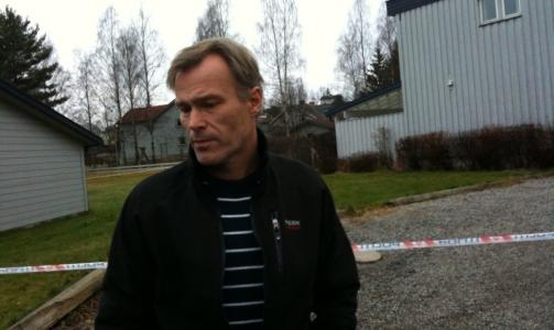 - BA OM HJELP: Andreas Langvandsbr�ten sier 56-�ringen pr�vde � f� s�nnen innlagt i forkant av drapet. MMS-foto: Jonas S. Rasch