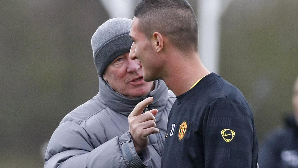 N�DEL�S: Sir Alex Ferguson mener journalisten som mente morgendagen ikke tilh�rer Federico Macheda og resten av Uniteds unggutter, skulle hatt sparken. Foto: REUTERS/Phil Noble